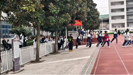 D:\SOFT_PHP_PACKAGE\phptmp\php6718.tmp